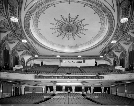 VENUE USA DC Washington Warner Theatre Interior View 1990 Seats